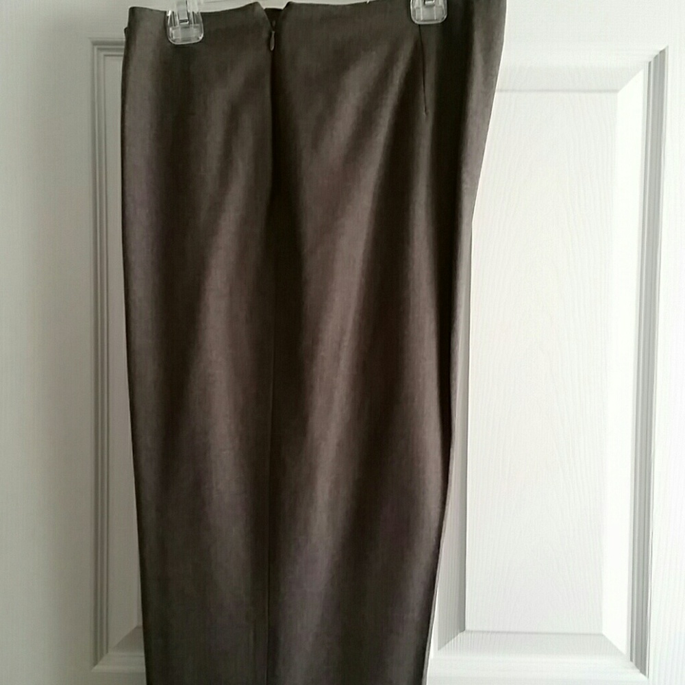 Jones New York gray pants